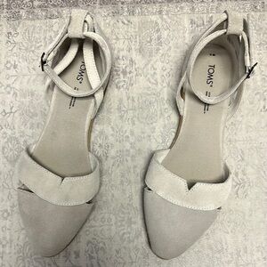 Toms Women's Cream Flats